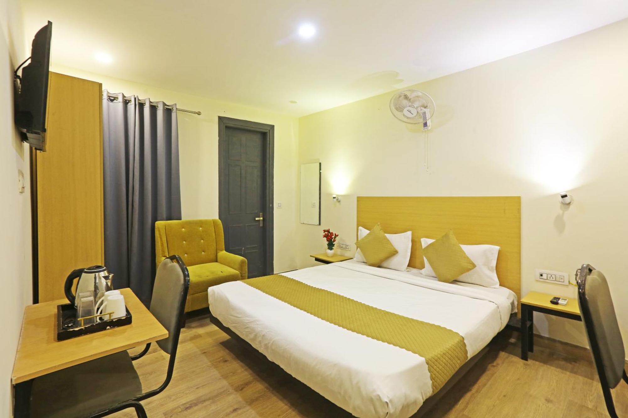 Hotel Twamev Residency Uttam Nagar Couple Friendly Delhi  Buitenkant foto