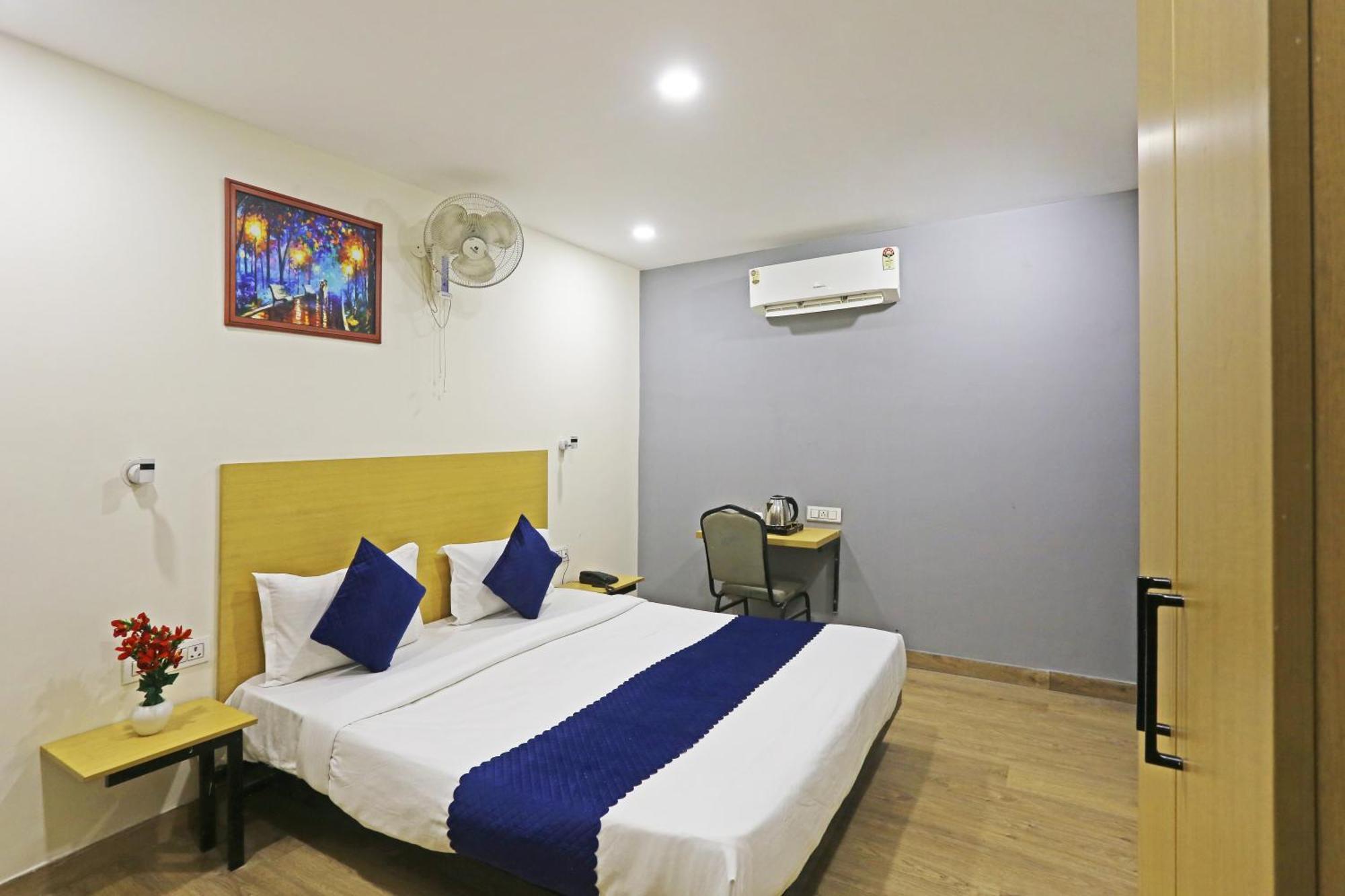 Hotel Twamev Residency Uttam Nagar Couple Friendly Delhi  Buitenkant foto
