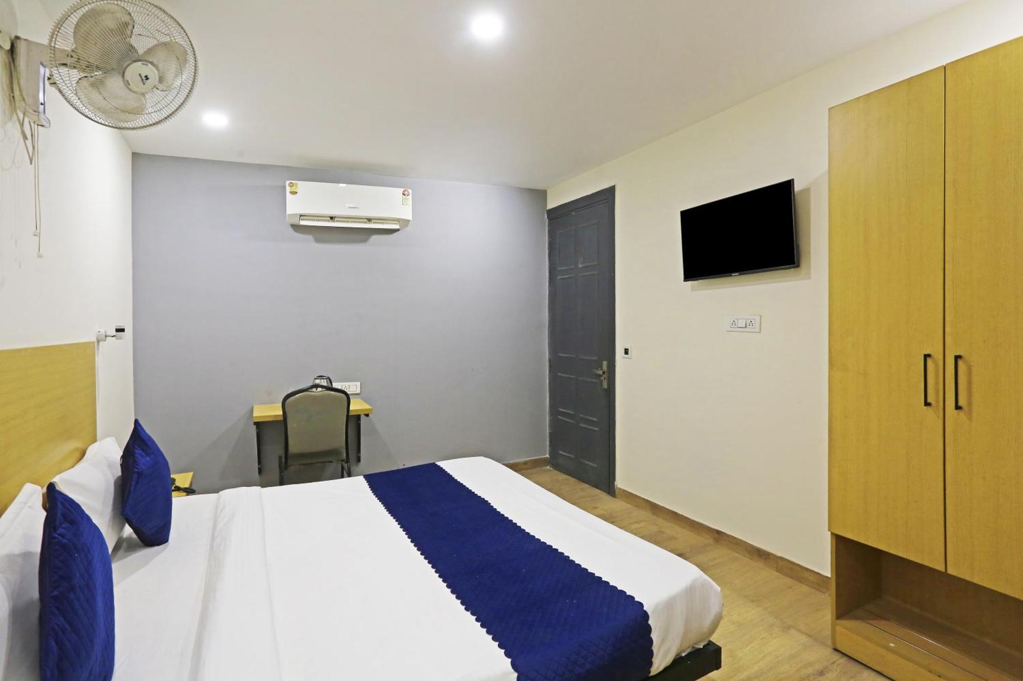 Hotel Twamev Residency Uttam Nagar Couple Friendly Delhi  Buitenkant foto