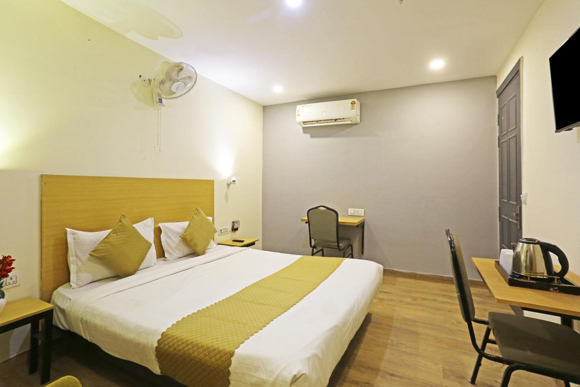 Hotel Twamev Residency Uttam Nagar Couple Friendly Delhi  Buitenkant foto